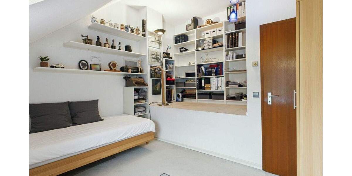 Reihenmittelhaus Stuttgart Stammheim - 5 Zimmer, 127 m&sup2;, 559.000&euro; | Angebot:24735769