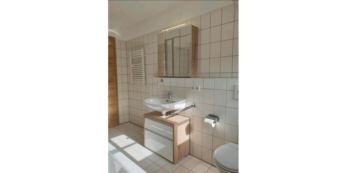 Dachgeschoßwohnung Rottenburg am Neckar - 2 Zimmer, 65 m&sup2;, 255.000&euro; | Angebot:27533983