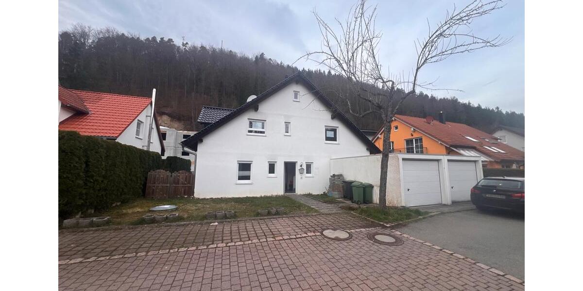 Mehrfamilienhaus, Wohnhaus Nagold - 7 Zimmer, 190 m&sup2;, 655.000&euro; | Angebot:26483093