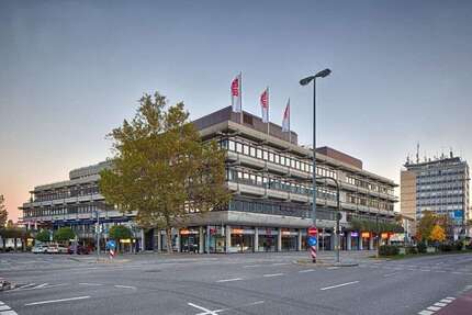 Einzelhandel in Reutlingen 4.950 € 242 m² zimmer