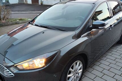 Ford Focus 79.000 km 12.900 &euro; Aichwald 73773