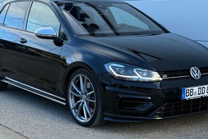 VW Golf 87.000 km 28.700 &euro; Holzgerlingen 71088