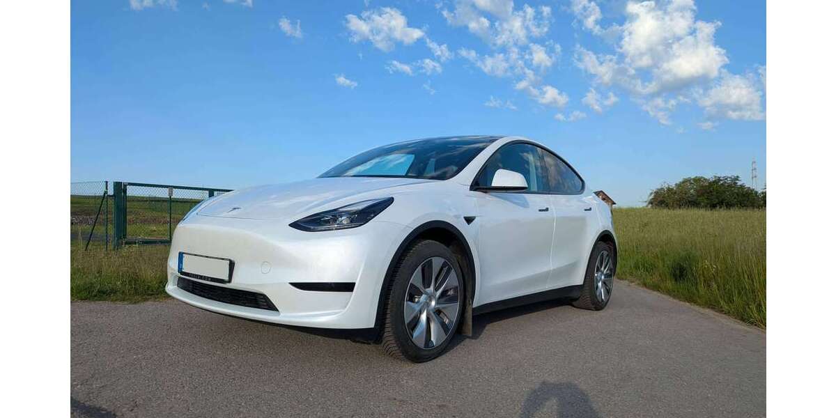 Tesla Model Y 42.000 km 34.900 &euro; Sindelfingen, Stadt 71069