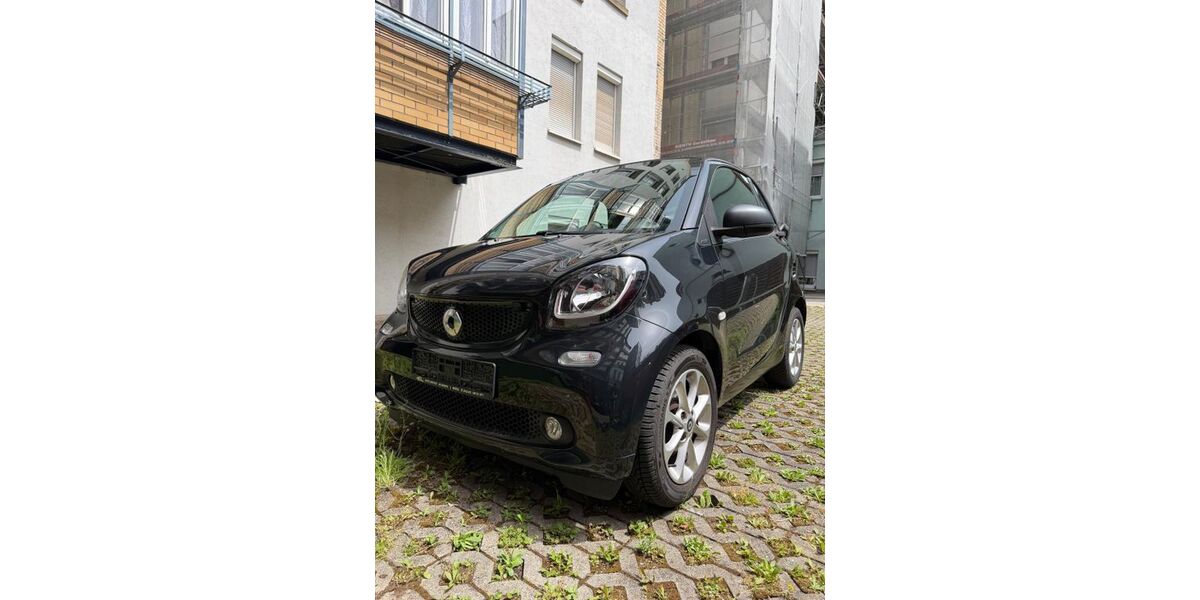 Smart ForTwo 60.800 km 11.000 &euro; Stuttgart 70182