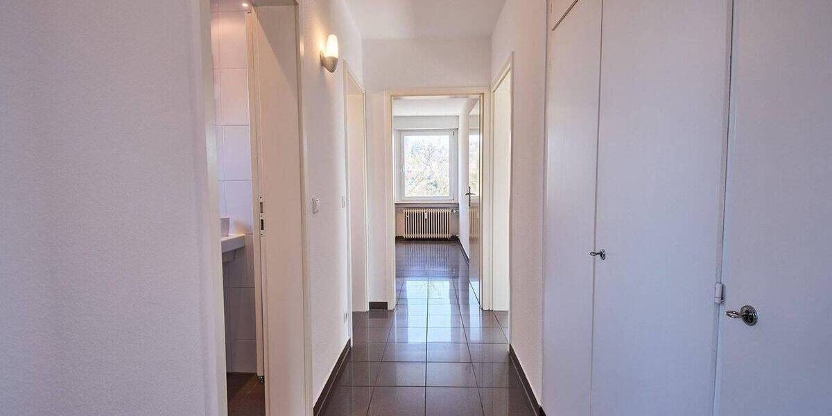 Etagenwohnung Esslingen Sulzgries - 4 Zimmer, 105 m&sup2;, 359.000&euro; | Angebot:26385749