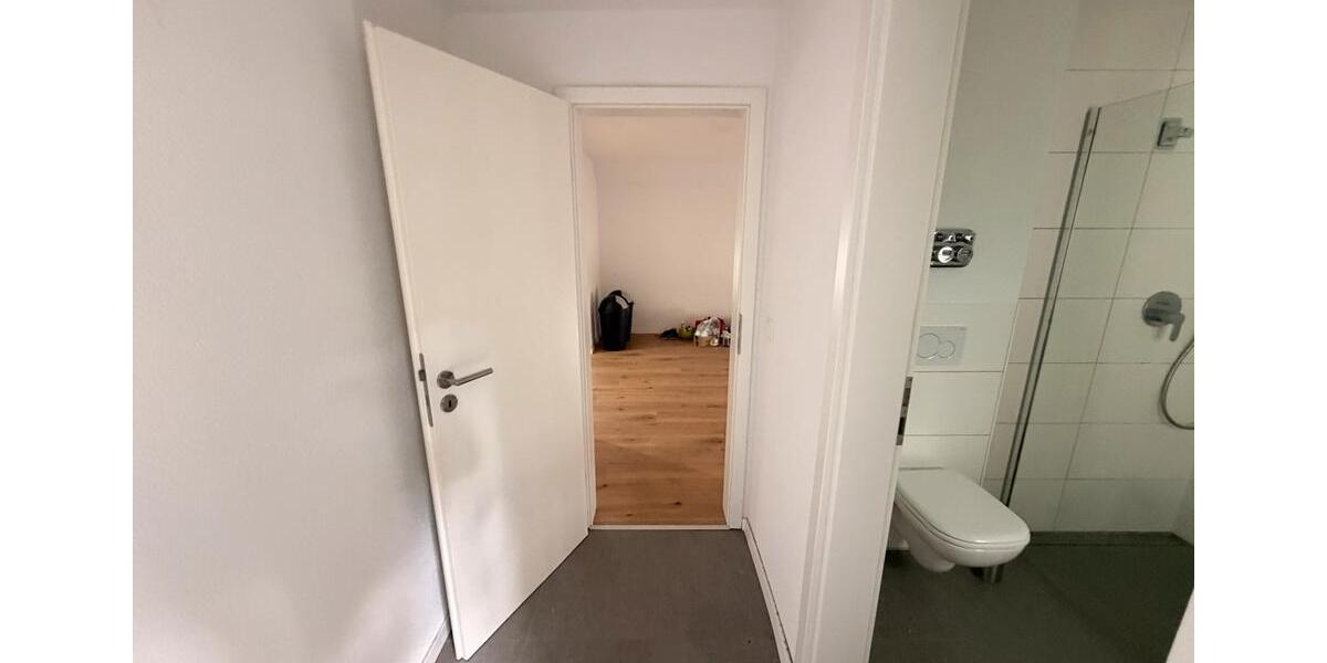 Etagenwohnung Stuttgart Zuffenhausen - 4 Zimmer, 86 m&sup2;, 1.400&euro; | Angebot:27591603