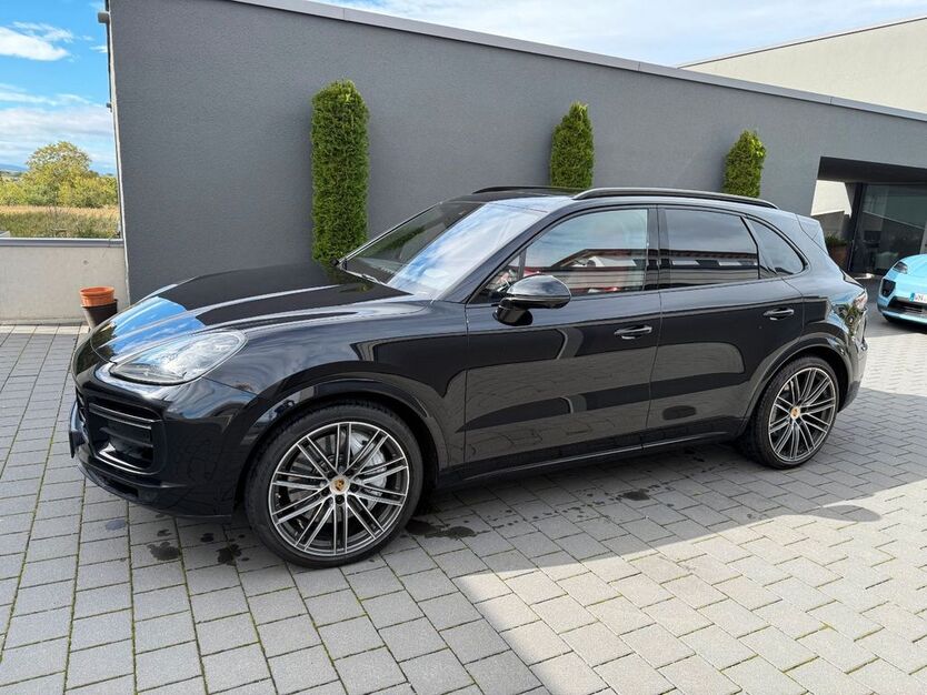 Porsche Cayenne 98.000 km 77.350 € Waiblingen 71334