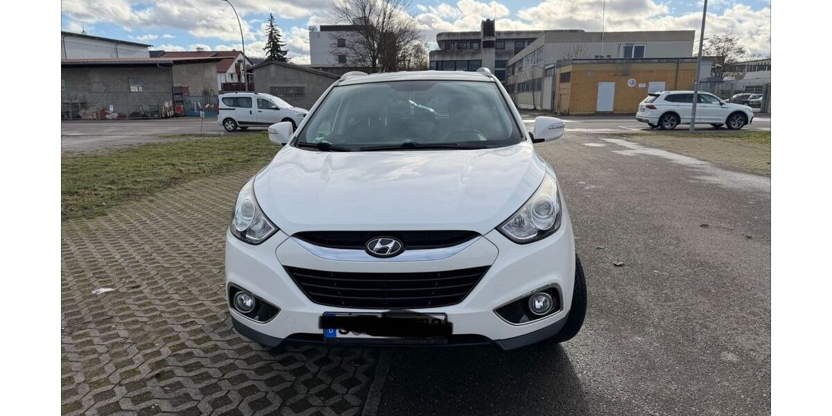 Hyundai ix35 162.291 km 5.990 &euro; Stuttgart 70374
