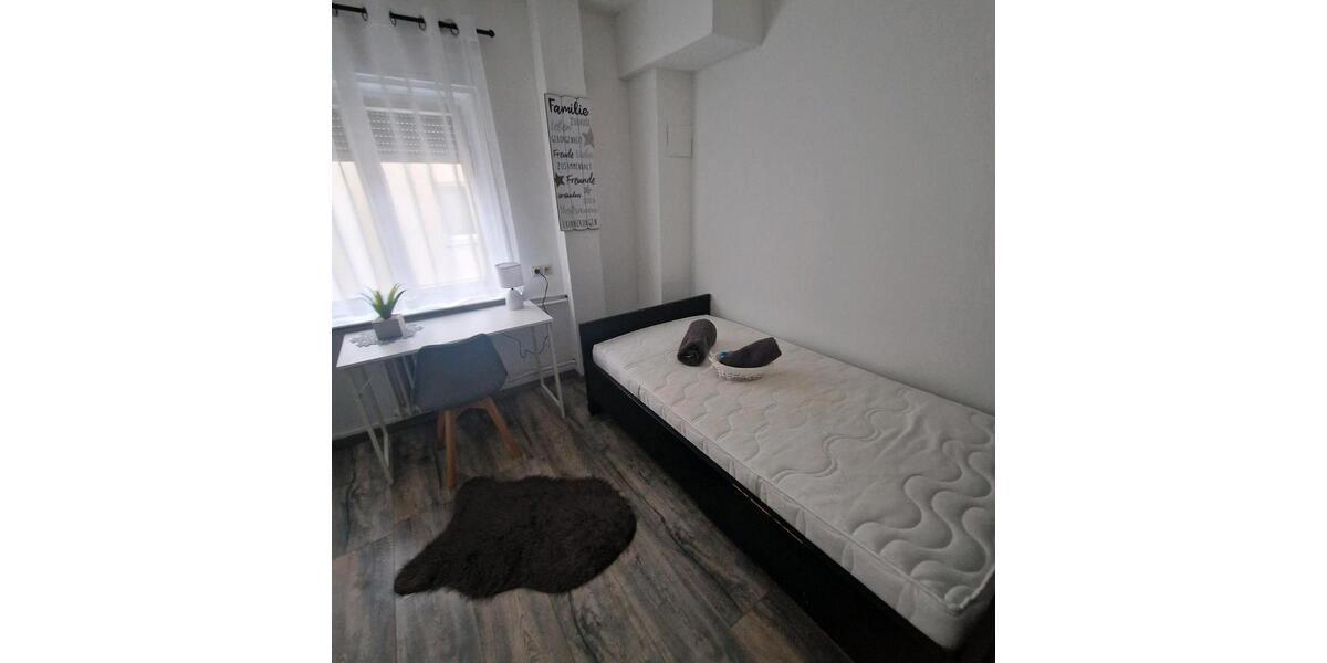 Etagenwohnung Tübingen - 1 Zimmer, 10 m&sup2;, 40&euro; | Angebot:26462083