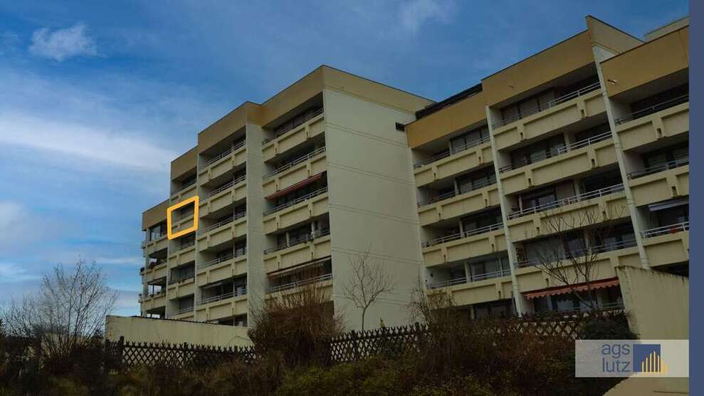 Wohnung zum Kaufen in Ammerbuch 185.000 € 66 m²