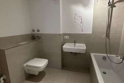 Wohnung Pforzheim Weststadt - 4 Zimmer, 85 m&sup2;, 840&euro; | Angebot:27014251
