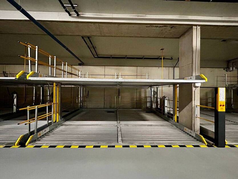 EXKLUSIVE-NEUBAU-ERSTBEZUG! Traumhafte DG-Wohnung mit Top-Ausstattung (Balkon, EBK, Aufzug uvm.) in sonniger direkter City-Lage!