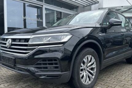 VW Touareg 105.056 km 36.980 &euro; Wendlingen am Neckar 73240