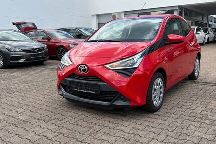 Toyota Aygo (X) 83.647 km 7.495 &euro; Stuttgart 70597