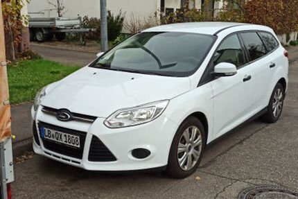 Ford Focus 152.334 km 4.900 &euro; Ludwigsburg 71640