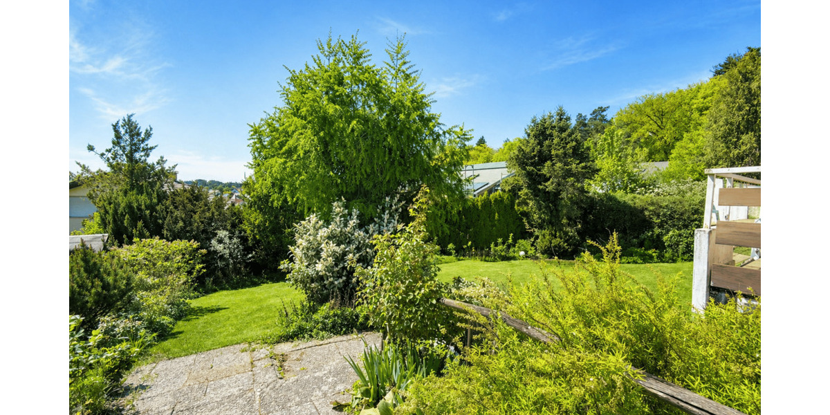 Einfamilienhaus Sindelfingen Ost - 8 Zimmer, 370 m&sup2;, 875.000&euro; | Angebot:26657144