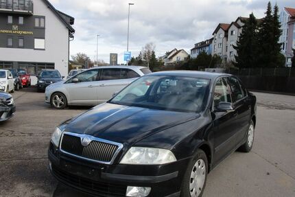 Skoda Octavia 177.000 km 3.550 &euro; Böblingen 71032