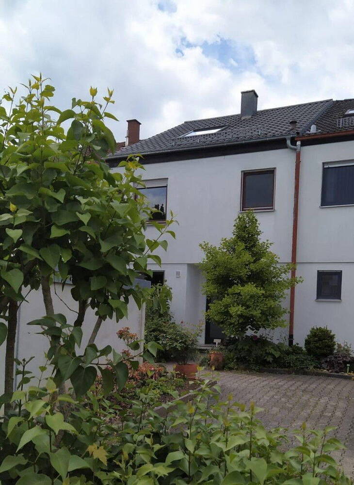 Geräumiges Reihenmittelhaus in sehr guter Lage