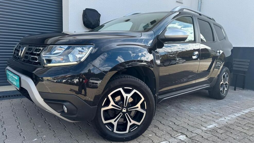 Dacia Duster 85.000 km 14.600 € Stuttgart 70563