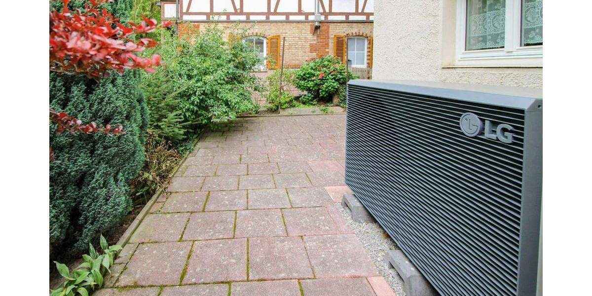 Einfamilienhaus Calw - 7 Zimmer, 180 m&sup2;, 329.000&euro; | Angebot:25911365
