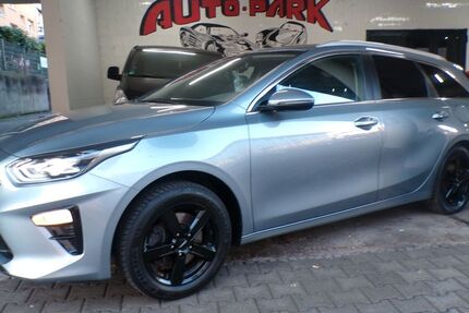 Kia ceed Sportswagon 106.000 km 13.890 &euro; Pforzheim 75172