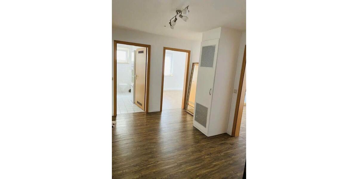 Etagenwohnung Fellbach Oeffingen - 3.5 Zimmer, 84 m&sup2;, 1.200&euro; | Angebot:26235931
