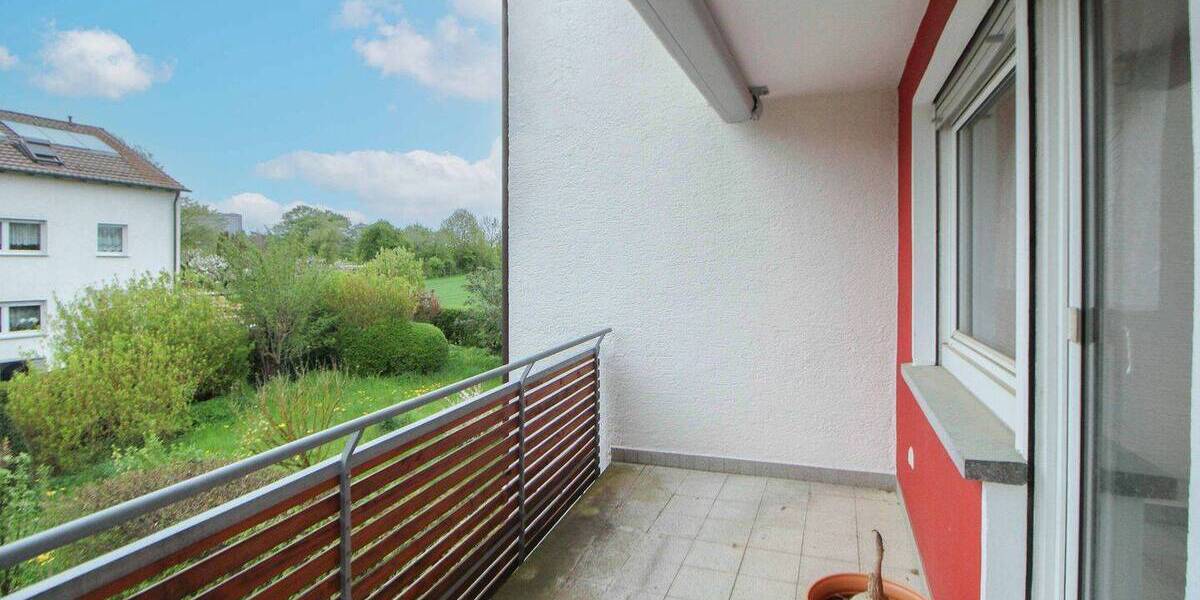 Reihenmittelhaus Stuttgart Steckfeld - 9 Zimmer, 208 m&sup2;, 765.000&euro; | Angebot:26673990