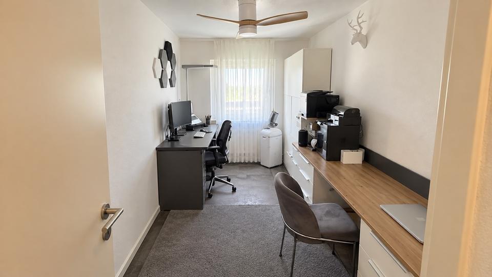 Etagenwohnung Esslingen am Neckar Brühl - 4 Zimmer, 101 m&sup2;, 489.000&euro; | Angebot:27569672