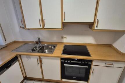 Helle 2-Zimmer-Wohnung mit Balkon & Tiefgarage – frisch renoviert 2 zimmer