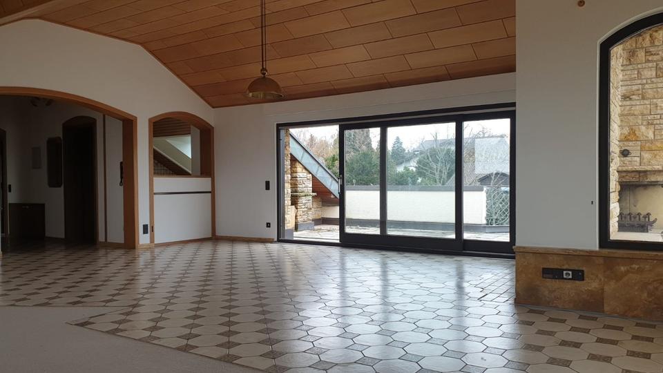 Einfamilienhaus Pforzheim Dillweißenstein - 3.5 Zimmer, 120 m&sup2;, 310.000&euro; | Angebot:25572276