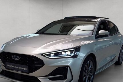 Ford Focus 11.800 km 24.450 &euro; Stuttgart 70469