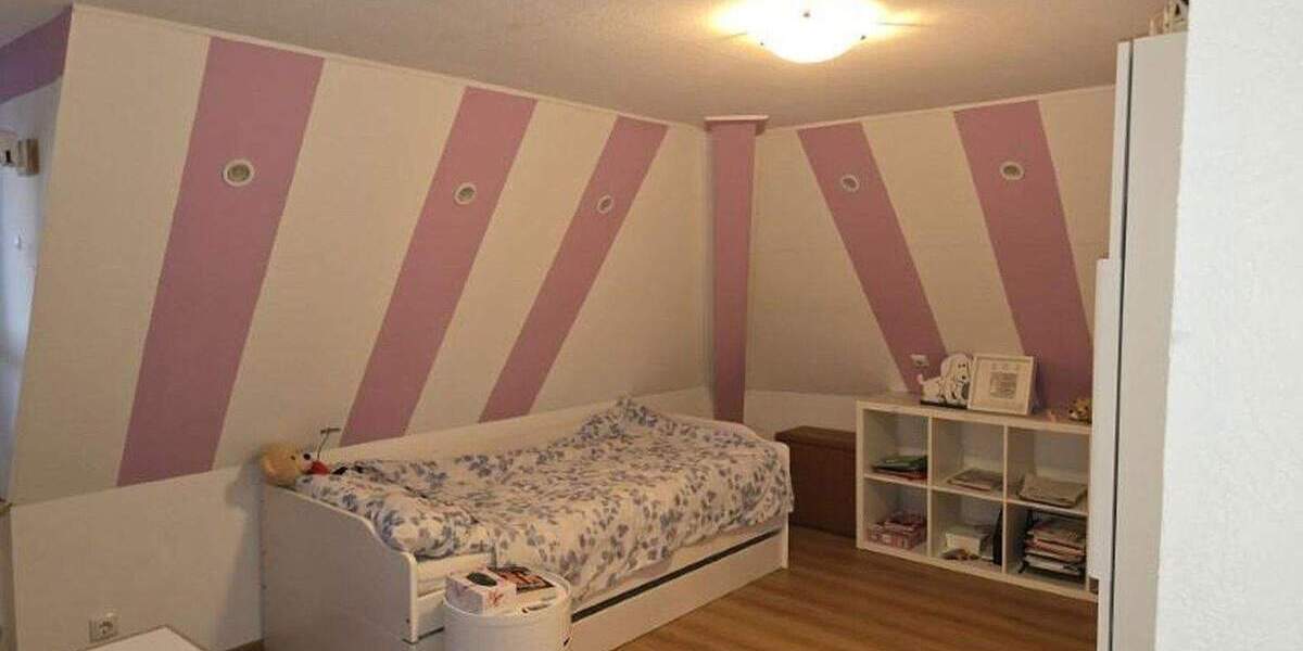 Reihenendhaus Pforzheim Südoststadt - 5 Zimmer, 106 m&sup2;, 340.000&euro; | Angebot:25752243