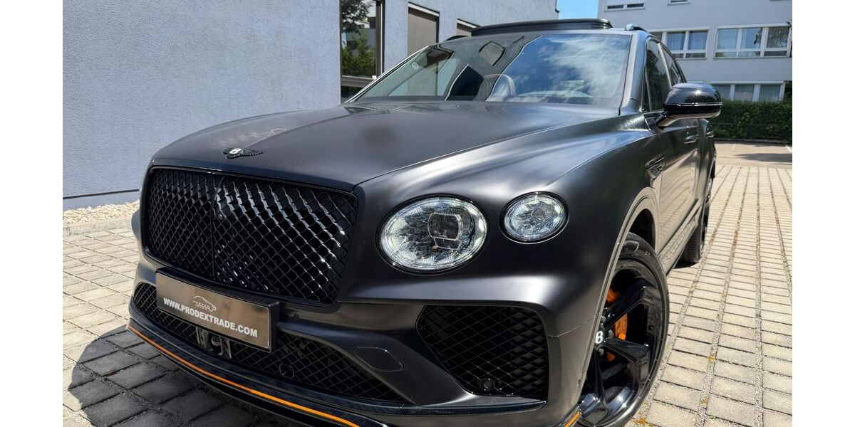 Bentley Bentayga 5.000 km 279.650 &euro; Fellbach 70736