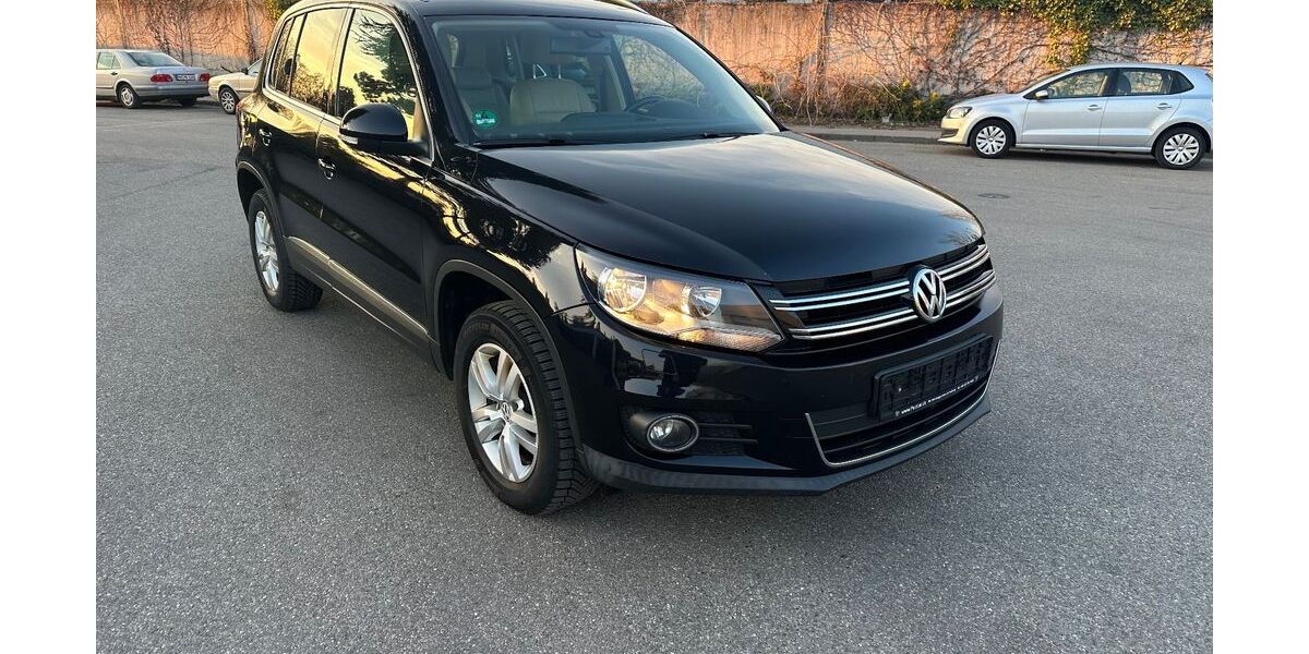 VW Tiguan 221.000 km 10.499 &euro; Möglingen/Ludwigsburg 71696