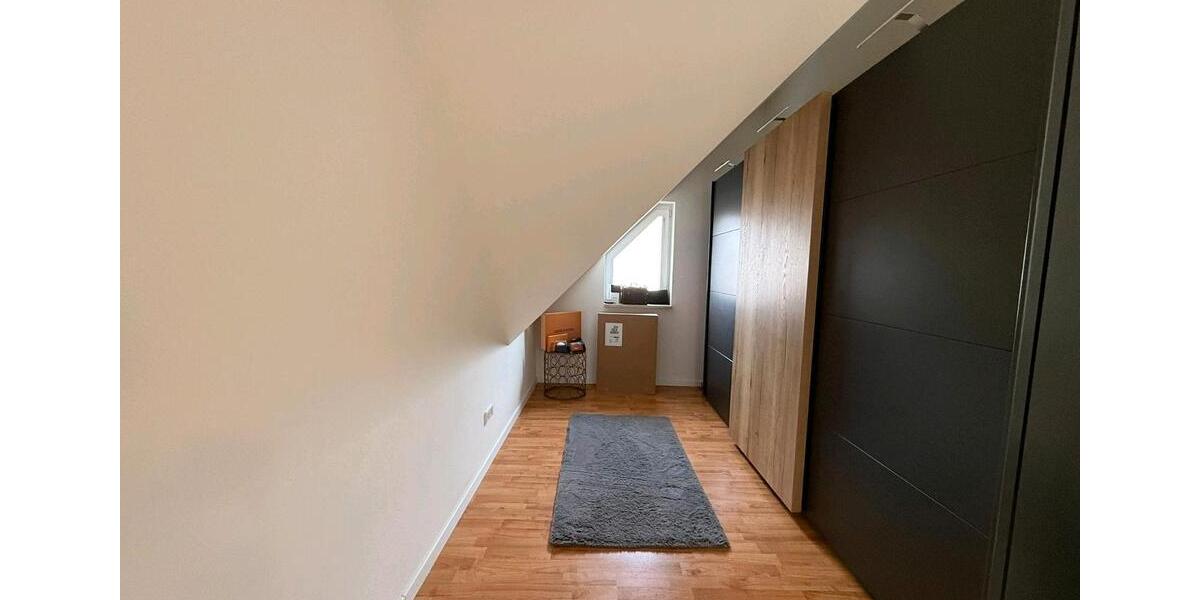 Einfamilienhaus Remseck am Neckar - 2.5 Zimmer, 98 m&sup2;, 1.150&euro; | Angebot:25950757