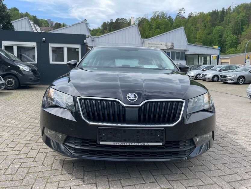 Skoda Superb 140.000 km 10.990 € Nagold 72202