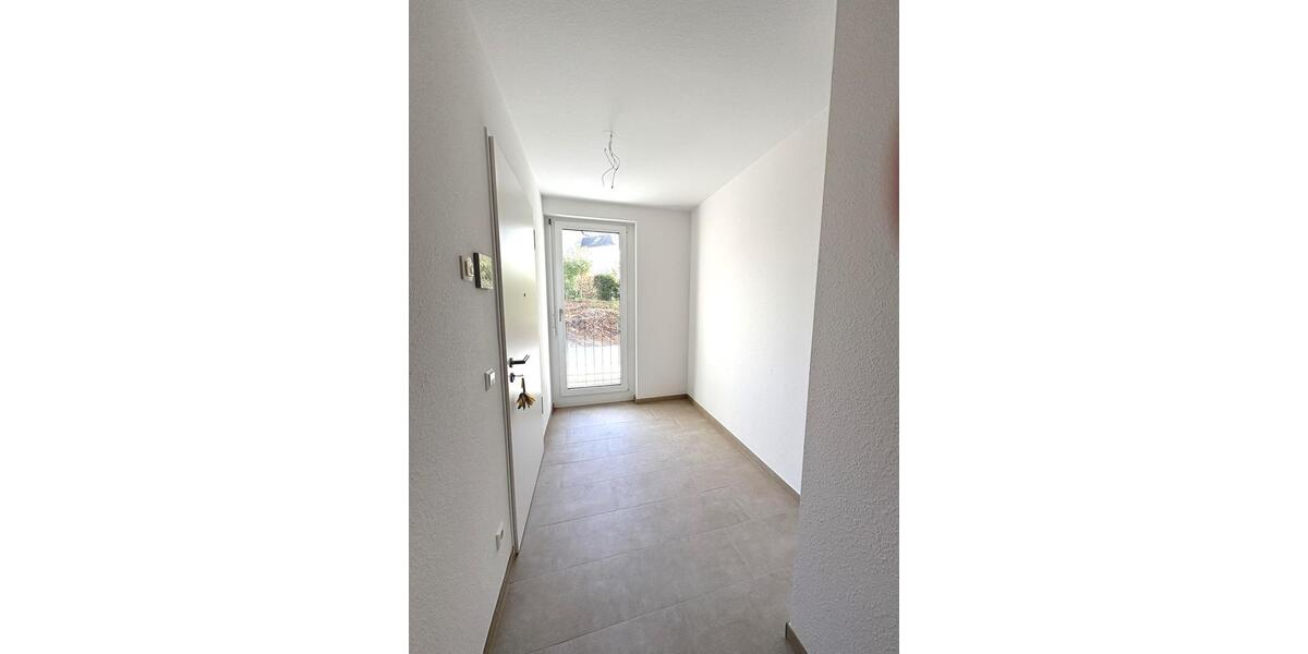 Erdgeschoßwohnung Leonberg - 4 Zimmer, 101 m&sup2;, 1.822&euro; | Angebot:23714099