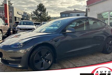 Tesla Model 3 47.865 km 28.980 &euro; Leonberg 71229