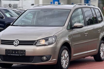 VW Touran 141.962 km 8.500 &euro; Schwieberdingen 71701