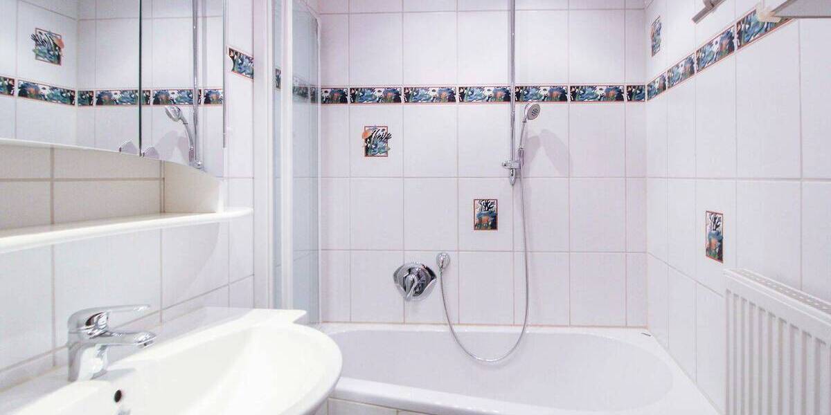 Reihenmittelhaus Stuttgart Steckfeld - 9 Zimmer, 208 m&sup2;, 765.000&euro; | Angebot:26673990