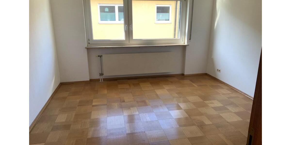 Etagenwohnung Denkendorf - 2.5 Zimmer, 80 m&sup2;, 890&euro; | Angebot:24711339