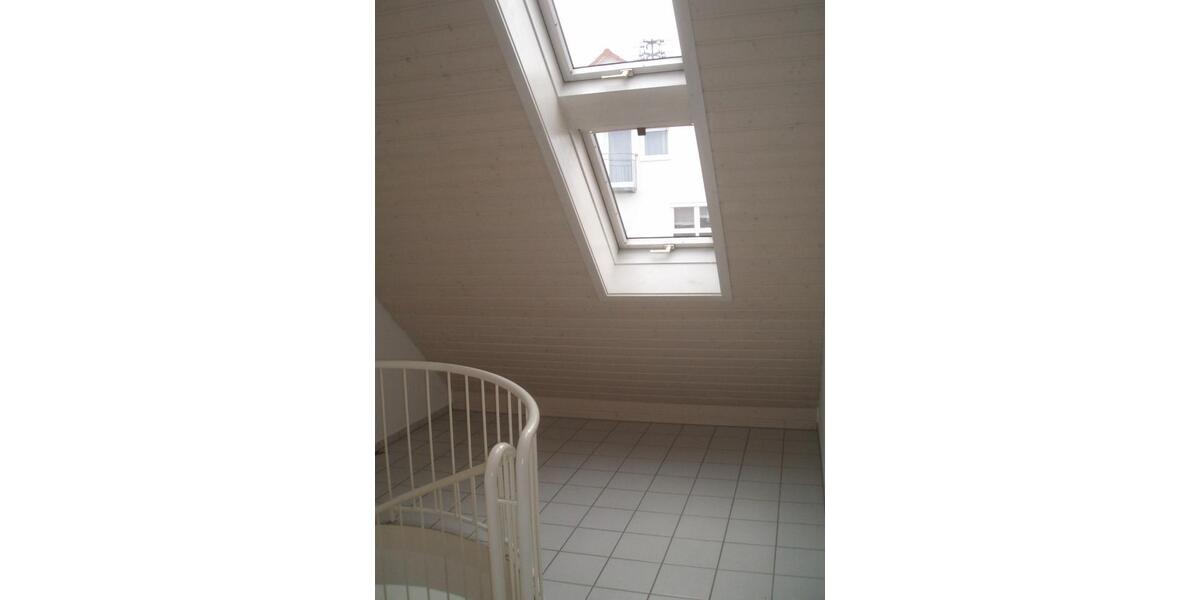 Maisonettenwohnung Sindelfingen Darmsheim - 3 Zimmer, 85 m&sup2;, 1.300&euro; | Angebot:26297542
