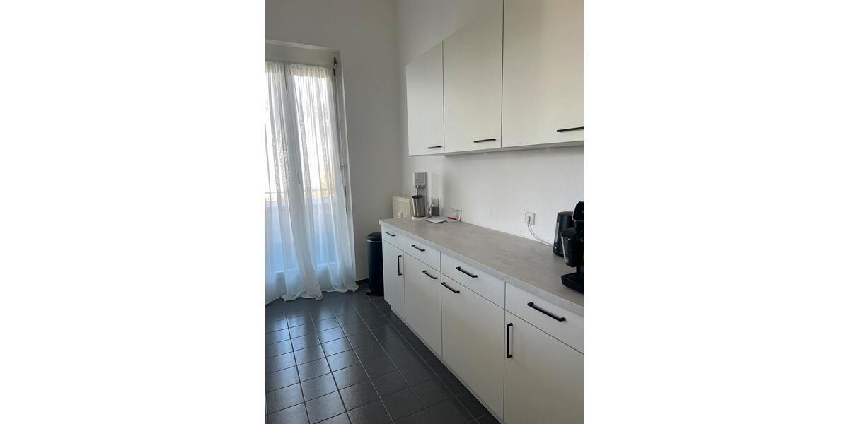 Dachgeschoßwohnung Esslingen am Neckar Hegensberg - 3 Zimmer, 90 m&sup2;, 1.260&euro; | Angebot:27587403