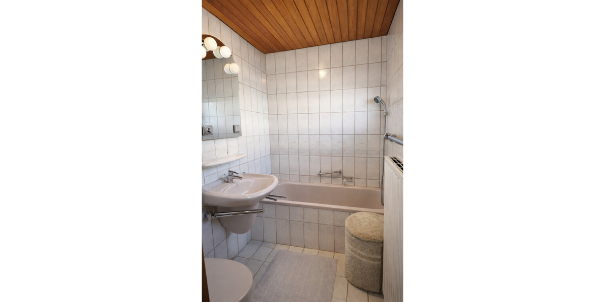 Doppelhaushälfte Pforzheim Arlinger - 6 Zimmer, 136 m&sup2;, 340.000&euro; | Angebot:25708108