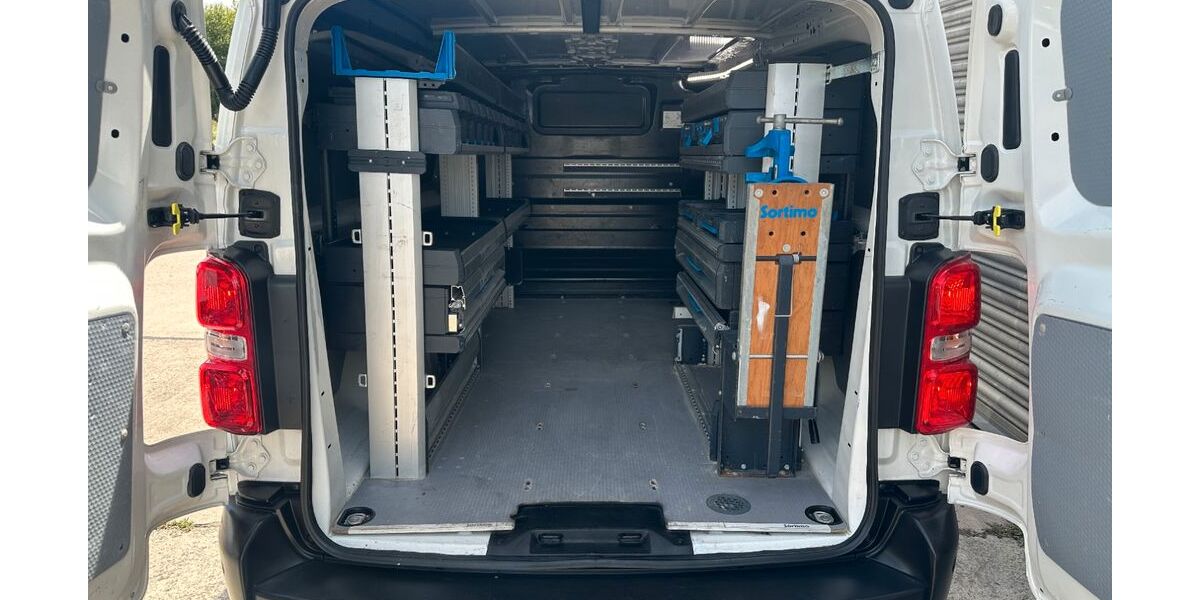 Opel Vivaro 105.030 km 14.990 &euro; Sindelfingen 71065