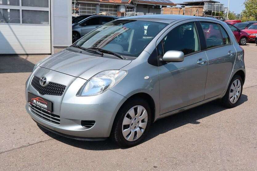 Yaris
