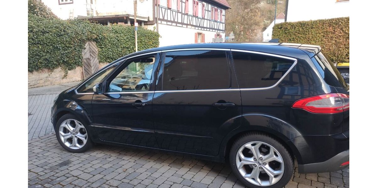 Ford S-Max 196.000 km 7.300 &euro; Mühlacker 75417