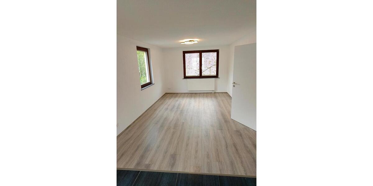Etagenwohnung Rohrdorf - 3 Zimmer, 80 m&sup2;, 950&euro; | Angebot:26604033