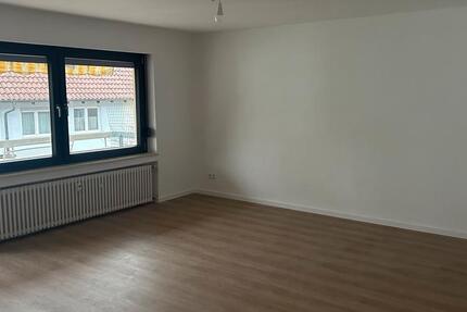 Wohnung Esslingen am Neckar Pliensauvorstadt - 3 Zimmer, 96 m&sup2;, 1.300&euro; | Angebot:24549181