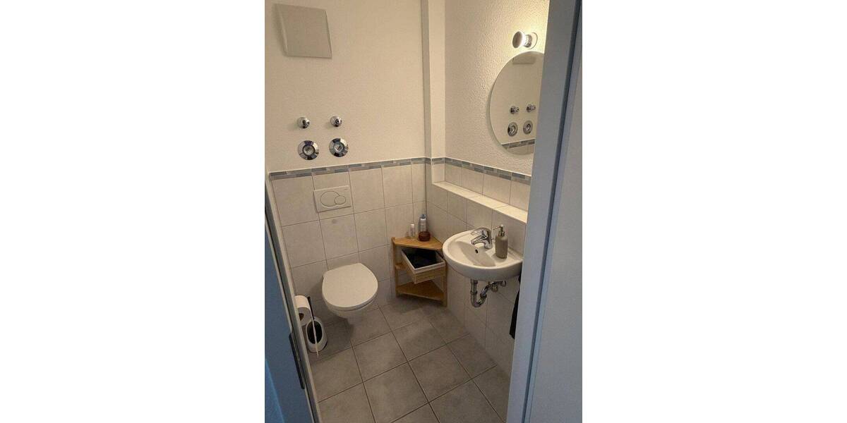 Etagenwohnung Wendlingen - 4 Zimmer, 94 m&sup2;, 1.200&euro; | Angebot:26903708